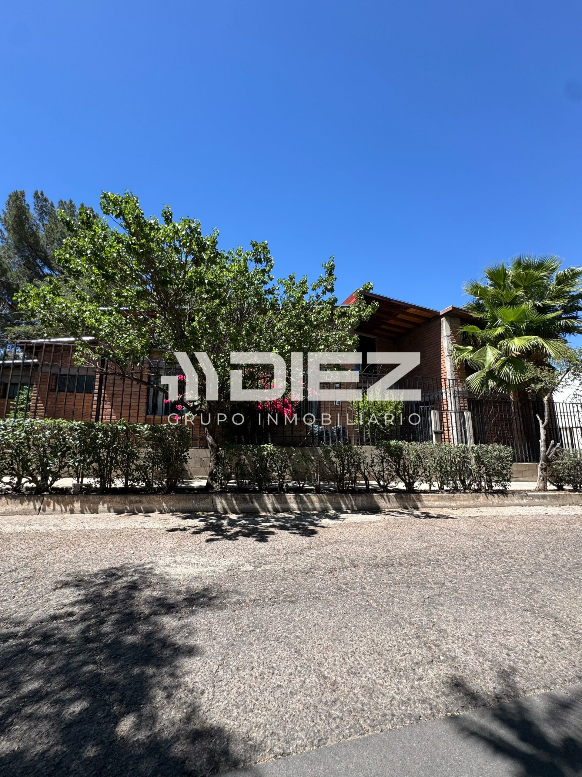 🏡 Vive con amplitud, privacidad y una ubicación privilegiada en Colonia Kennedy.